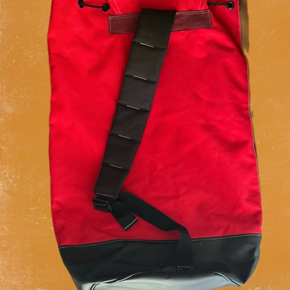 VTG 90s Marlboro UnlimitedDrawstringRed Duffel ShoulderWaterproof Backpack Large